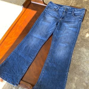 Size 16 American Eagle Favorite Boyfriend Jeans